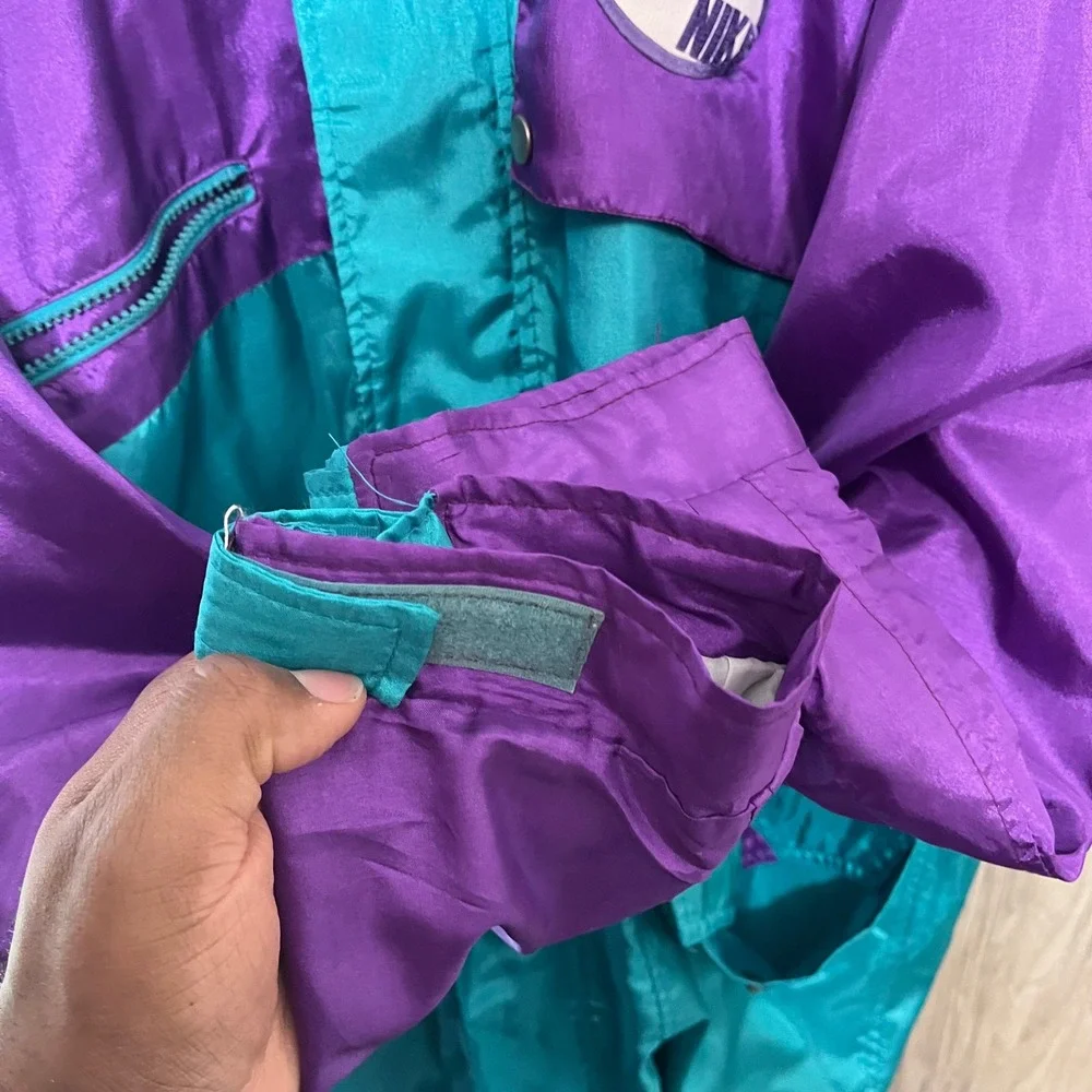 RARE Vintage Nike SWOOSH Spell out tag 90's Windbreaker colorblock hooded jacket